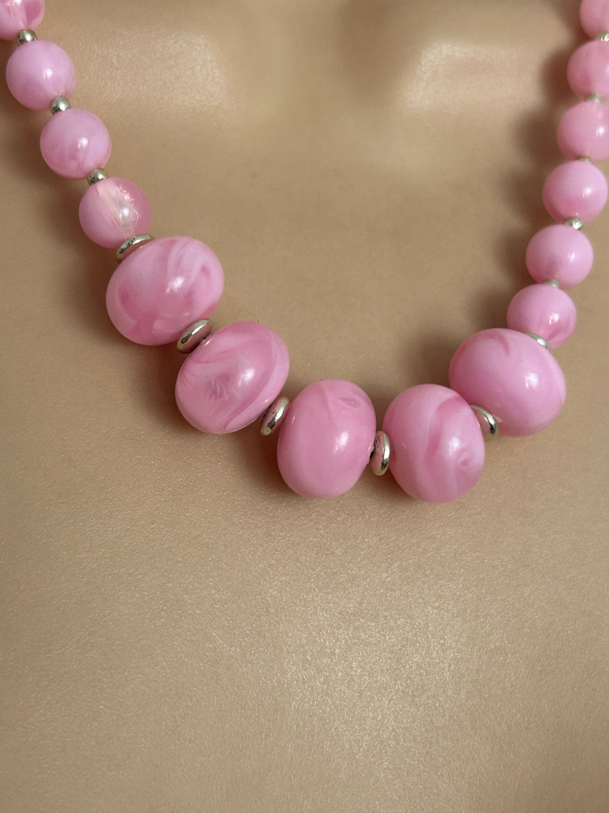 Vintage 1960s Cute Pink Plastic Graduated Beaded Necklace