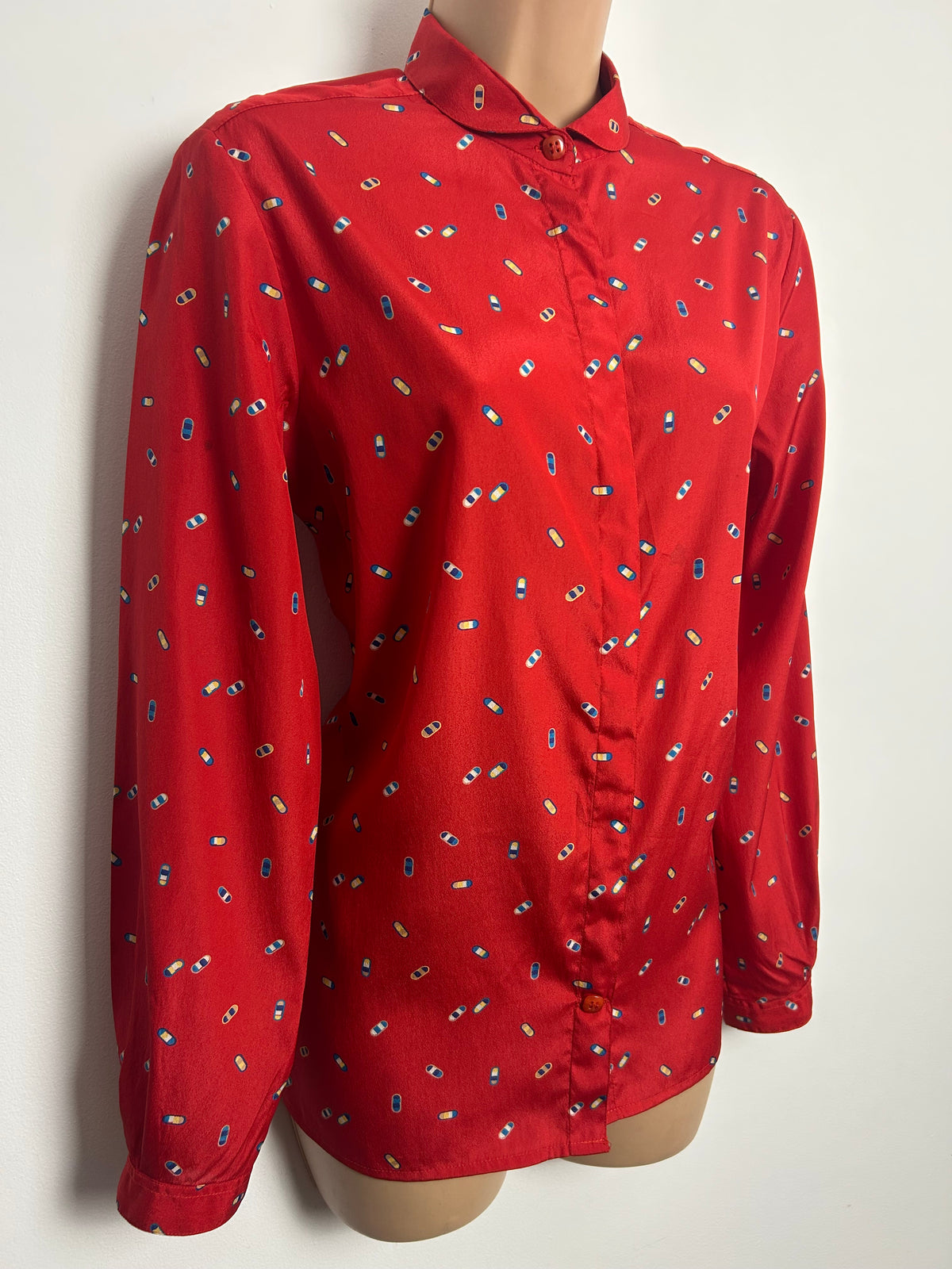 Vintage Early 1980s Size 10-12 Red Abstract Print Long Sleeve Shirt