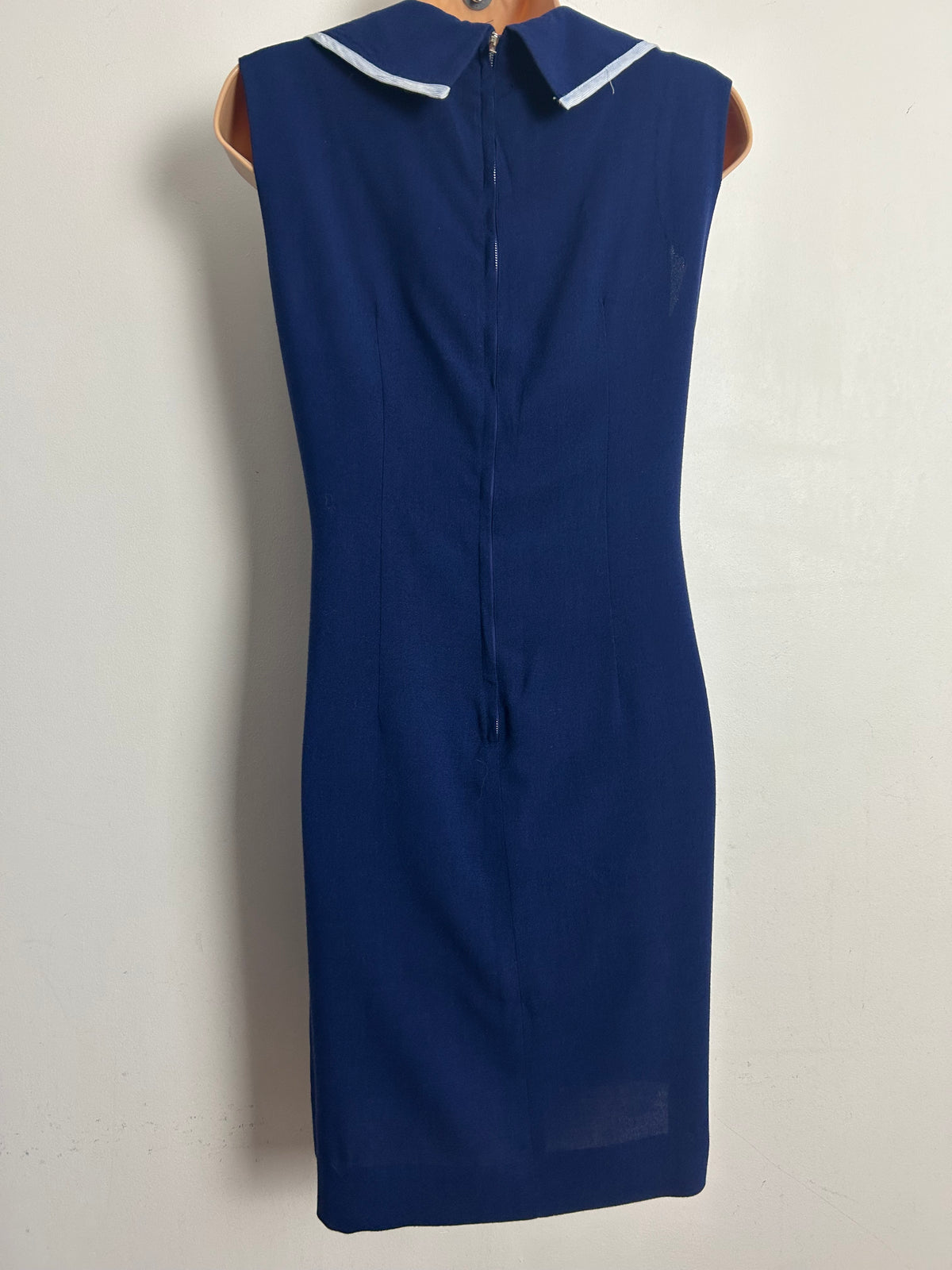 Vintage Early 1970s CONTESA Size 10-12 Navy Blue Sleeveless Double Breasted Mod Shift Dress