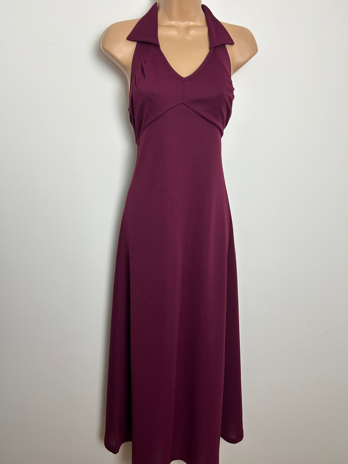 Vintage 1970s MISS DEVONSHIRE Size 6-8 Burgundy Collared Halter Neck Open Back Maxi Dress