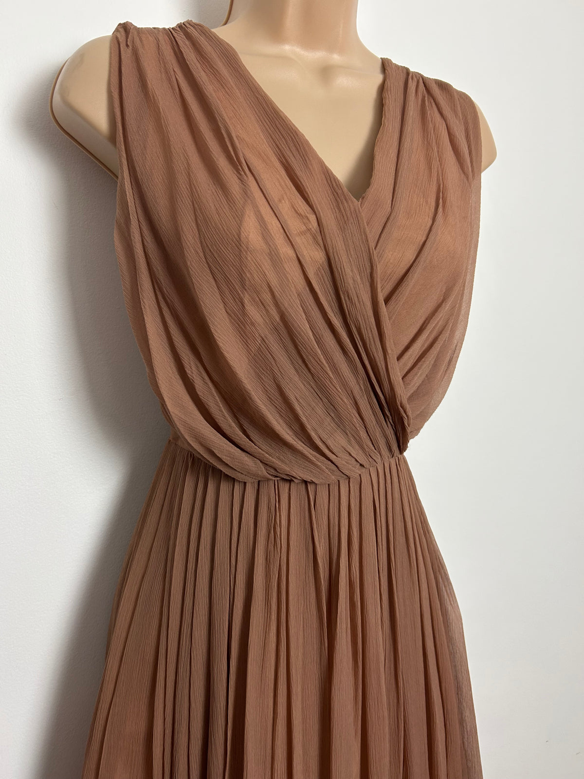 Vintage Early 1960s KITTY COPELAND Size 8 Caramel Brown Crepe Chiffon Occasion Party Dress