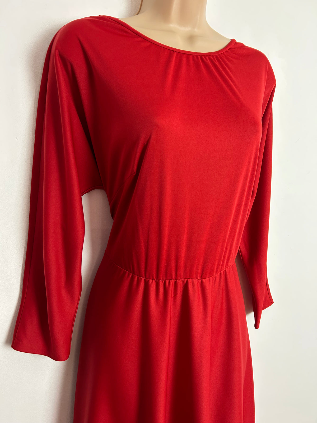 Vintage 1980s UK Size 12-14 Deep Red Long Dolman Sleeve Diamond Mesh Back Panel Maxi Dress