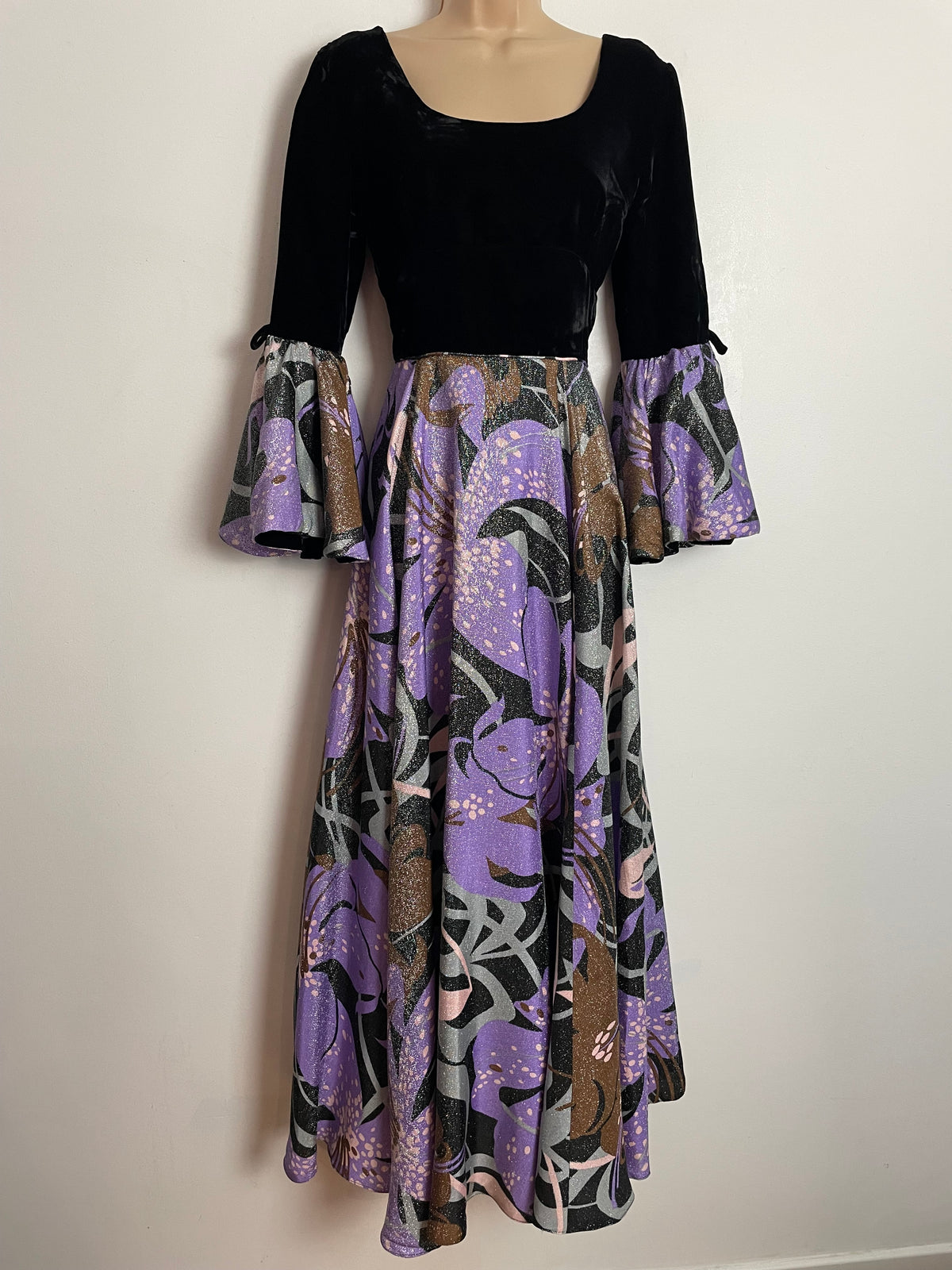 Vintage 1970s UK Size 6-8 Stunning Black & Pink Tones Abstract Print Velvet & Lurex Occasion Evening Maxi Dress
