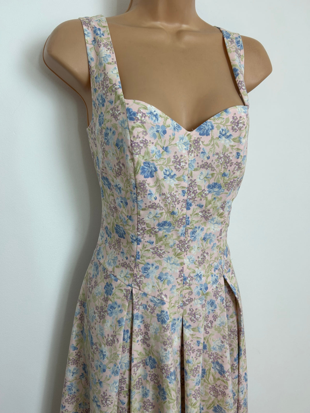 Vintage Late 1980s LAURA ASHLEY Size 8 (12 On Label) Nude Pink & Blue Floral Cotton Pleated Maxi Dress