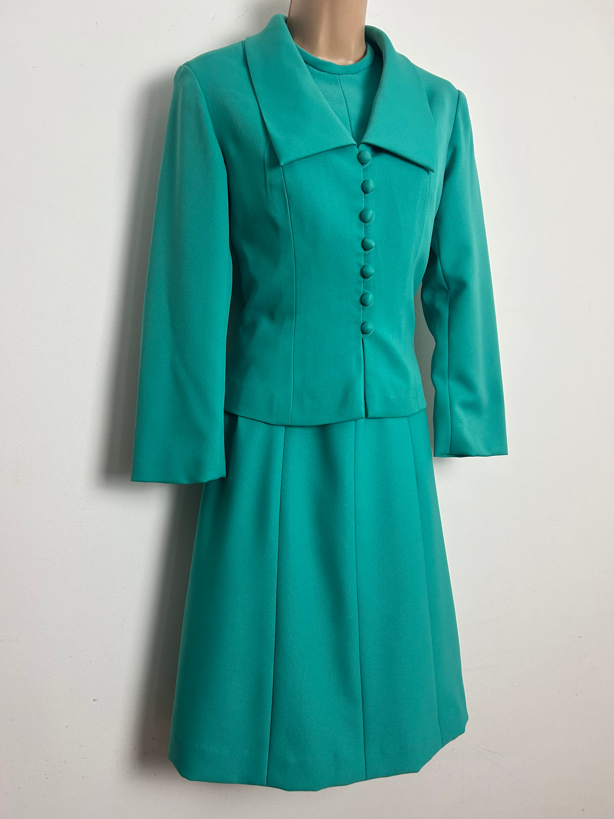 Vintage 1960s HANNLORE OF LONDON Size 8 Jade Green Mod Dress & Jacket Two Piece Suit