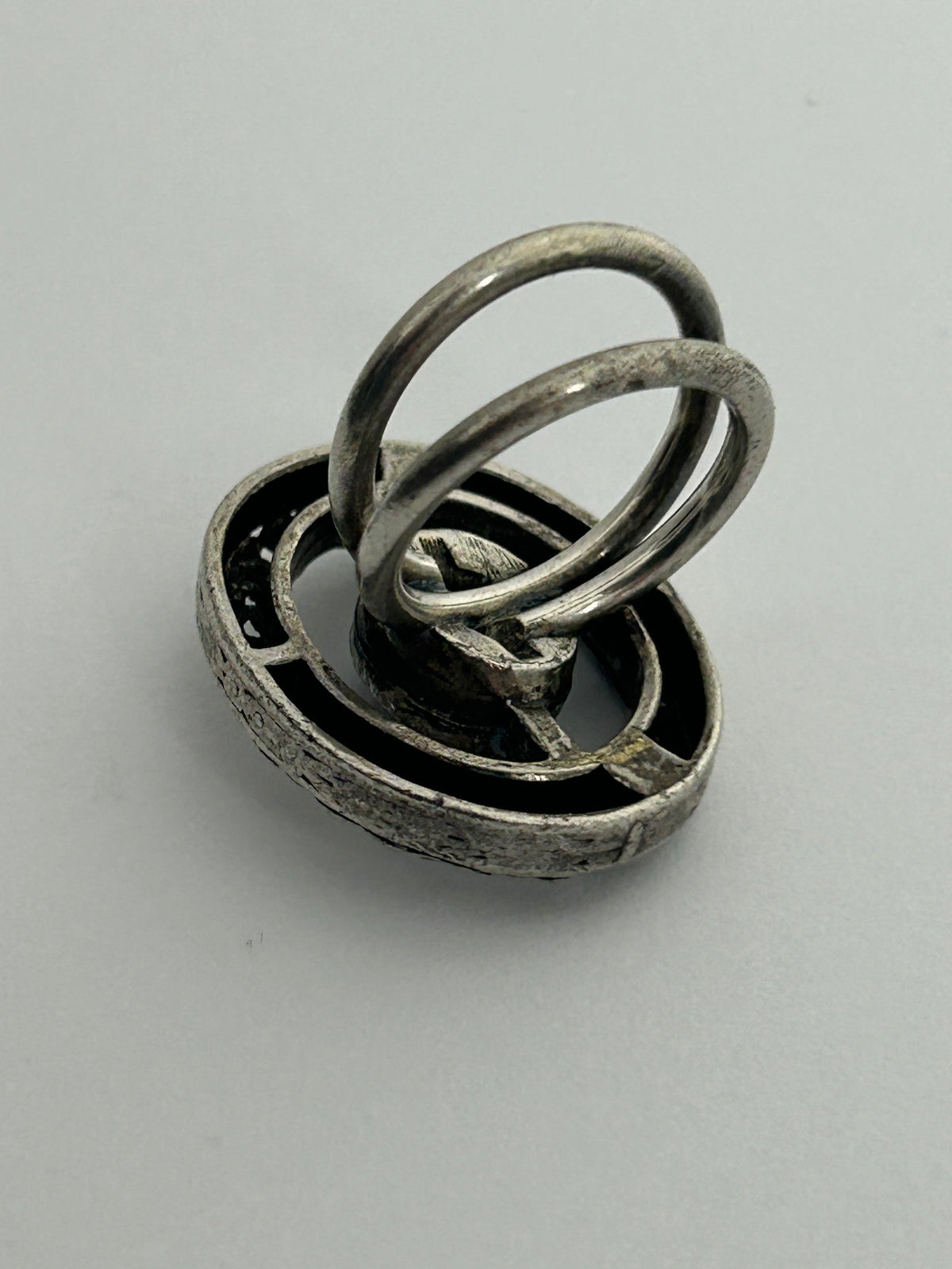 Vintage Silver Tone Base Metal & Lilac Stone Set Scottish Celtic Style Ring Size L
