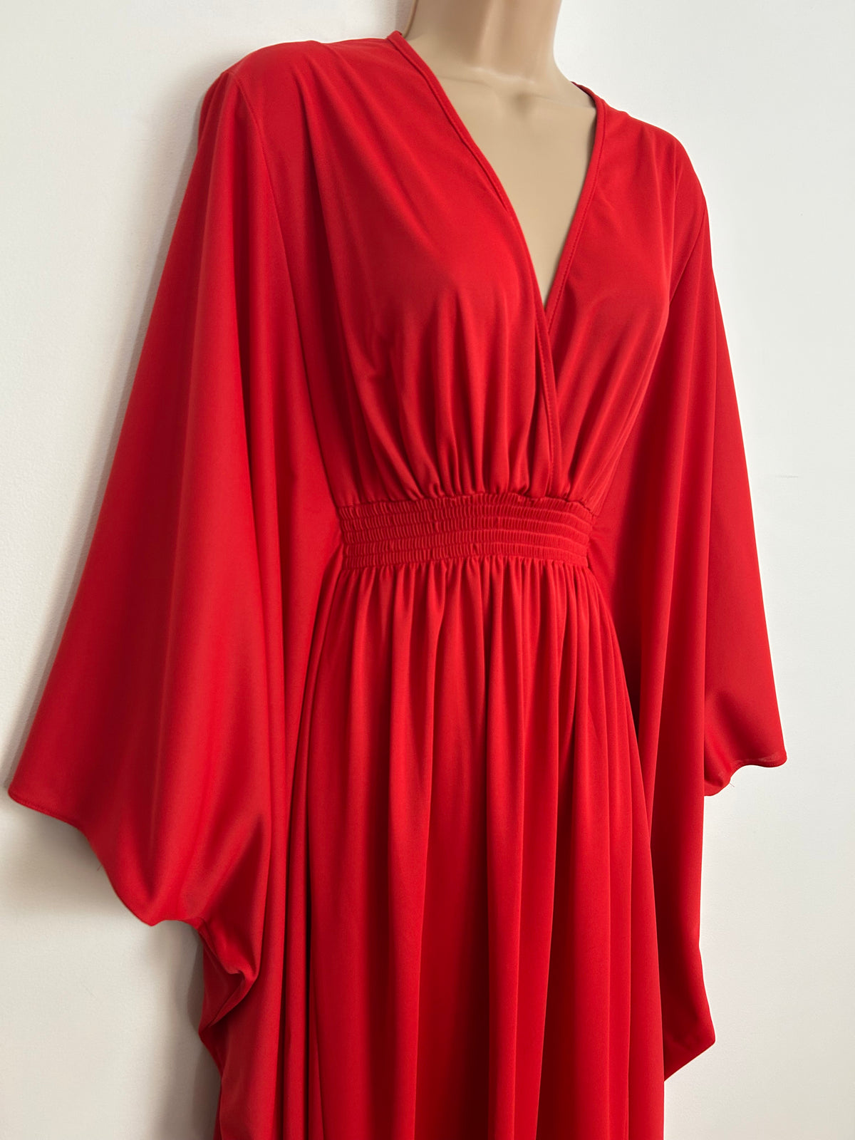 Vintage 1970s Size 8-10 Red Wide Sleeve Shirred Waist Kaftan Style Maxi Dress