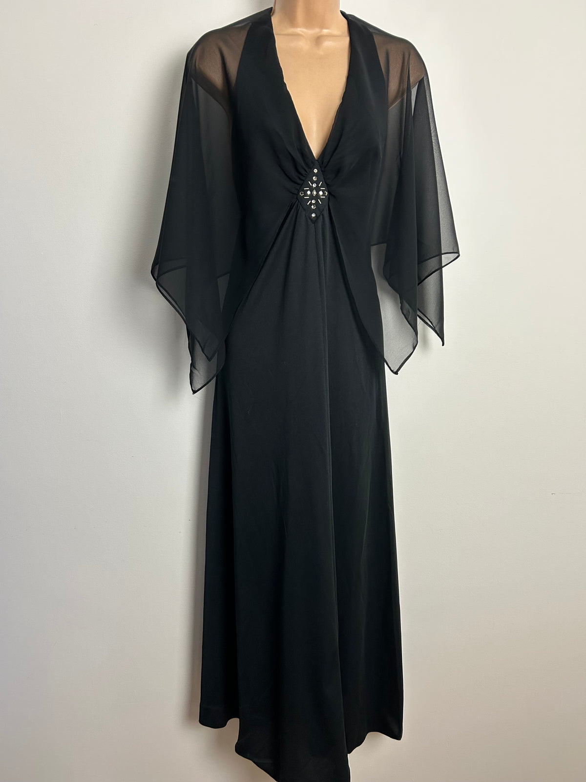Vintage 1970s Size 10 Black Open Back Chiffon Floaty Cape Sleeve Diamante & Bead Detail Occasion Maxi Dress