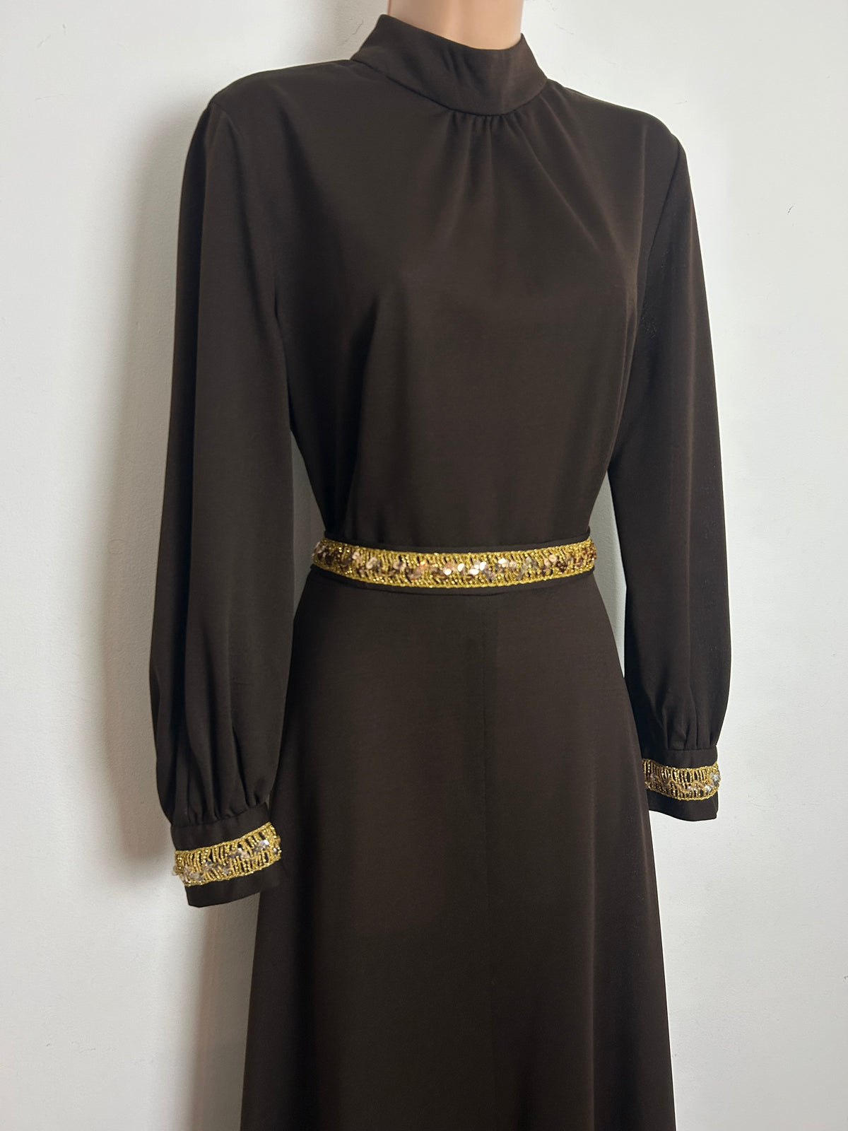 Vintage Early 1970s C&A Size 16 Chocolate Brown & Gold Sequin Trim Belted Occasion Evening Maxi Dress