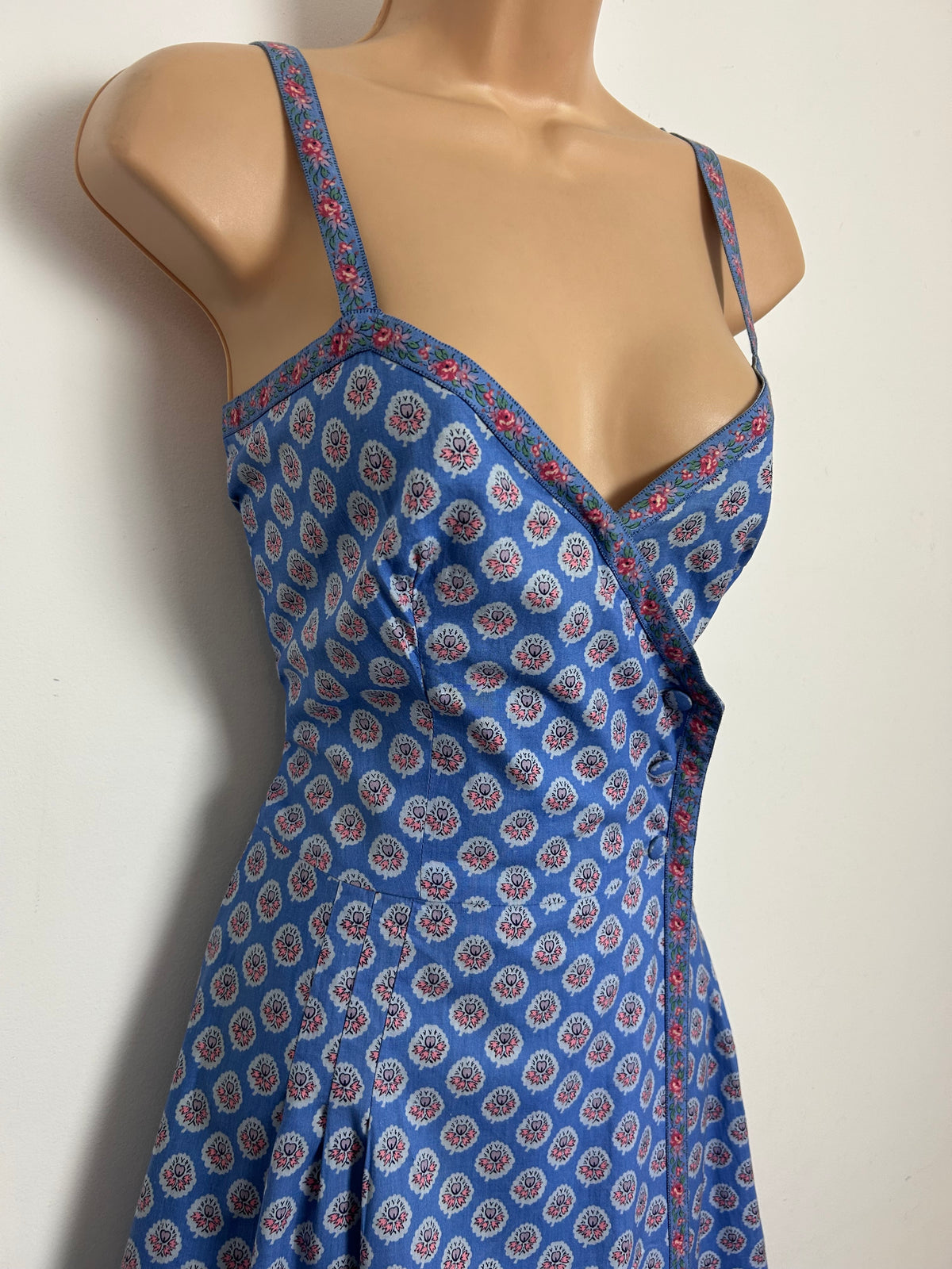 Vintage 1970s Size 10 RARE CHARLES DEMERY SOULEIADO Size 8 Pretty French Country Fabric Print Cotton Wrap Dress