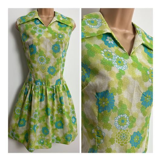 Vintage Early 1960s Size 12 Green White & Blue Floral Print Sleeveless Pleated Short Mod Dress