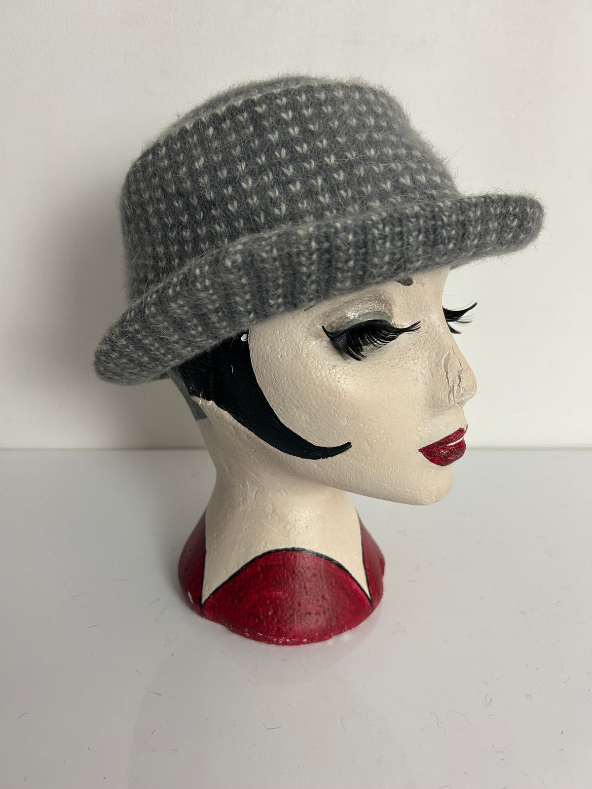Vintage Cute Little Grey & White Fleck Wool Mix Winter Hat