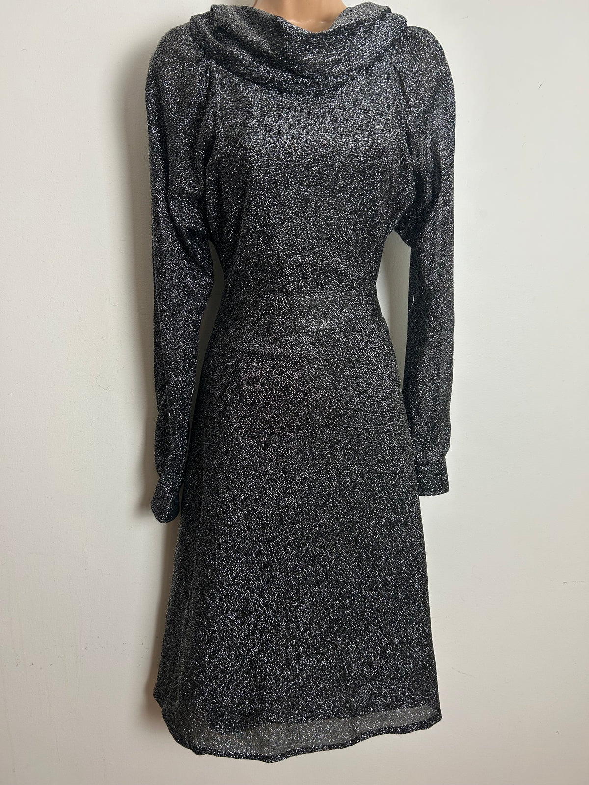 Vintage 1970s Size 8-10 Black & Silver Lurex Cowl Neck Long Sleeve Tie Back Xmas Party Dress