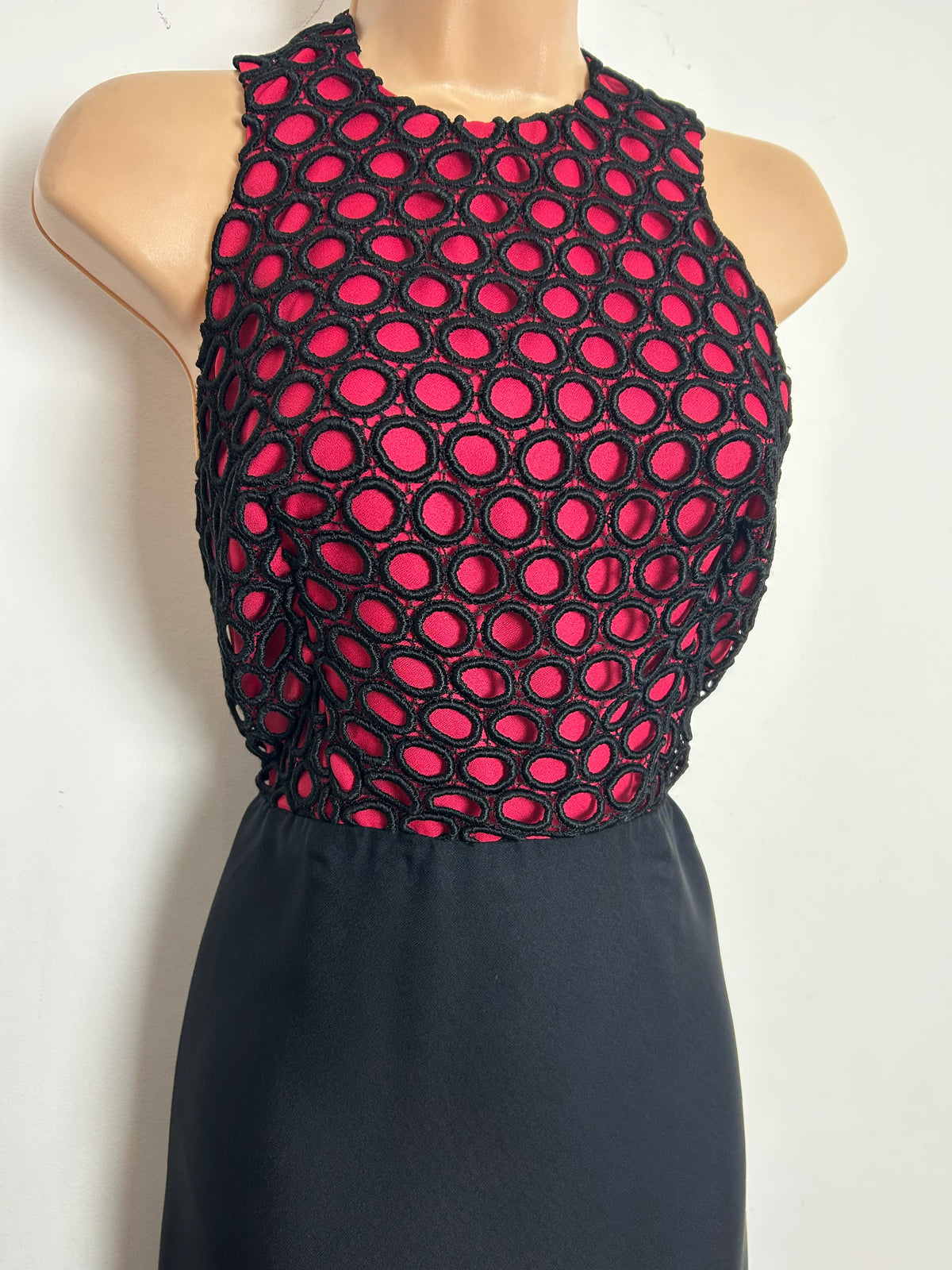 Vintage 1960s EMENSON Size 8 Black & Raspberry Crochet Overlay Halter Neck Occasion Maxi Dress