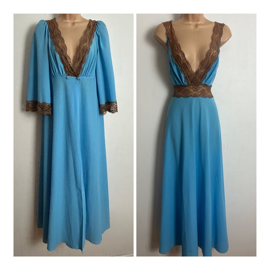 Vintage Late 1960s Size 10 Blue & Brown Lace Trim Matching Peignoir Set