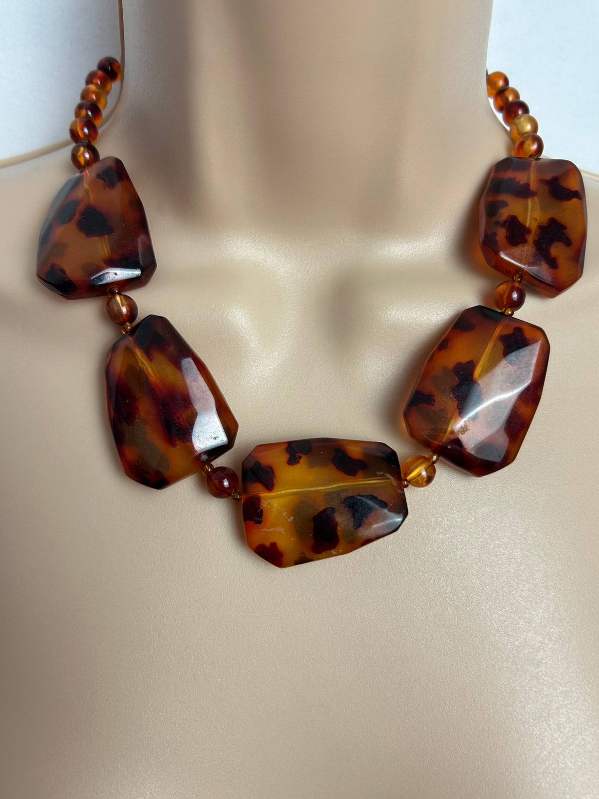 Vintage 1980s Leopard Print Tortoiseshell Style Chunky Beaded Choker Style Necklace