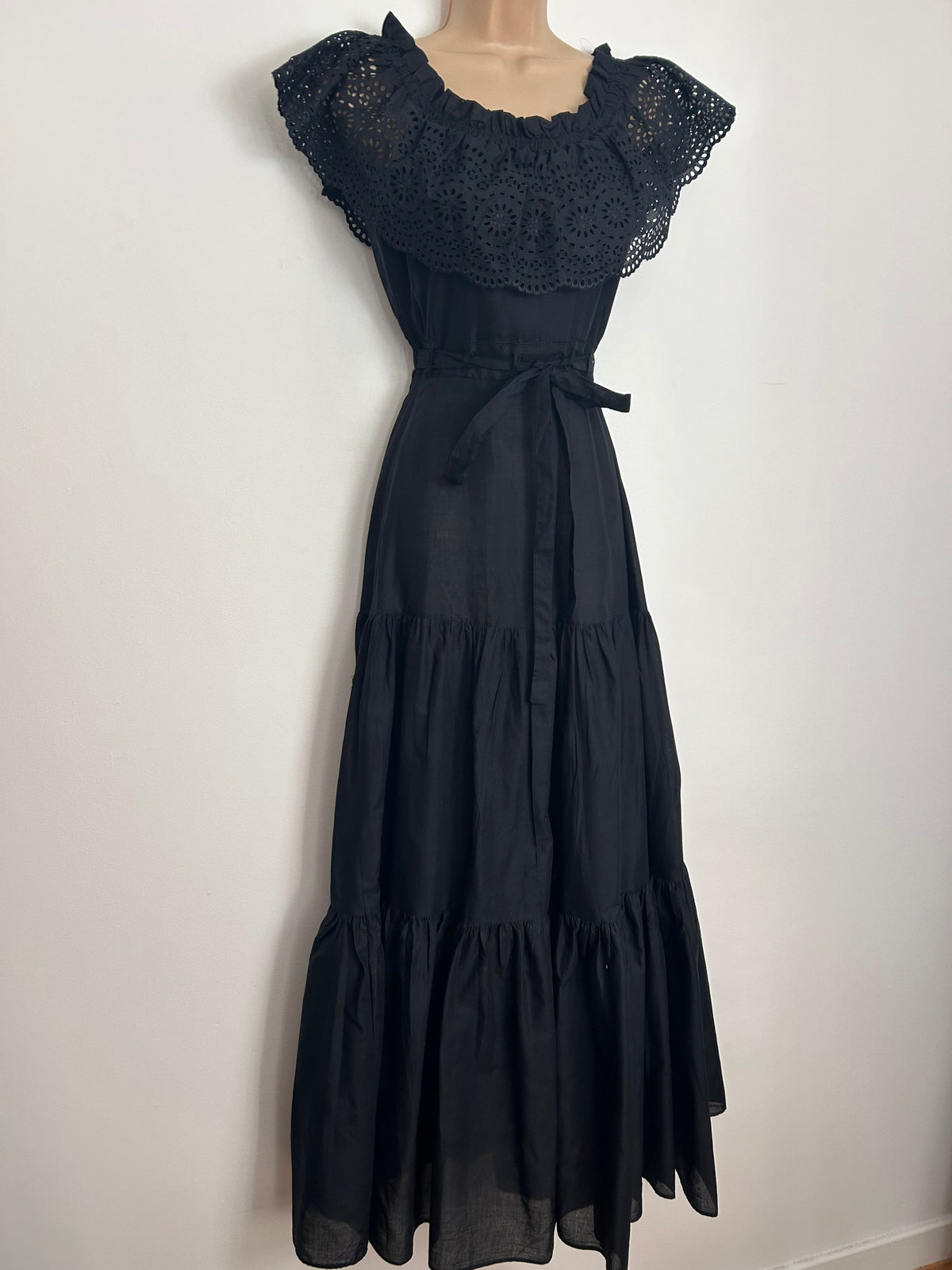 Vintage 1970s Size 6 VERA MONT PARIS Black Cotton Bertha Collar Boho Prairie Maxi Dress