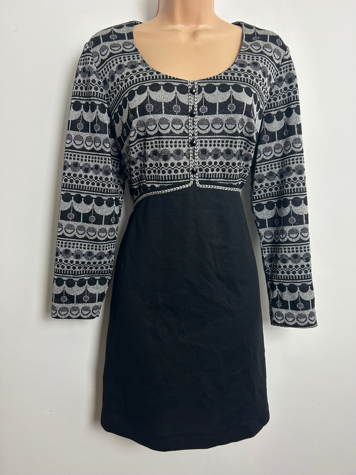 Vintage 1960s CLIFTON Size 14 Black & Metallic Silver Lurex Evening Mod Dress