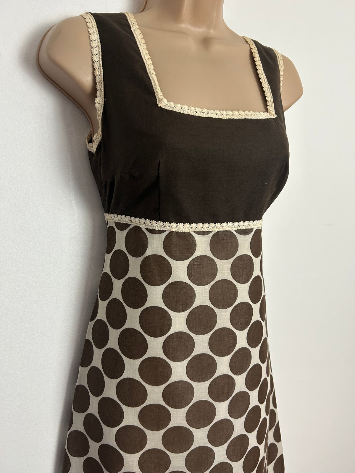 Vintage 1970s MARION DONALDSON Size 6 Brown & Off White Spot Print Lace Trim Maxi Dress