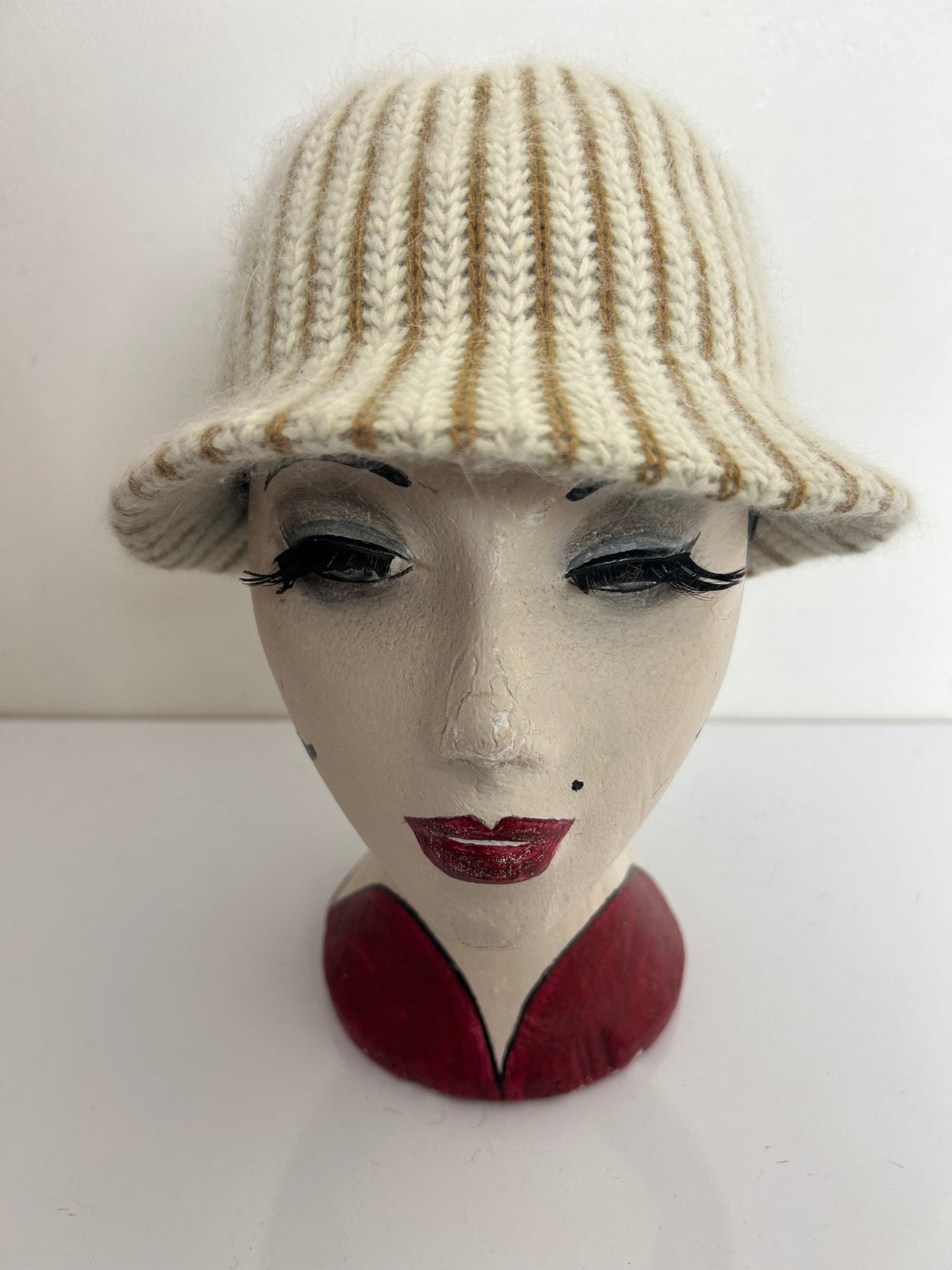 Vintage Cream & Tan Brown Stripe Knit Bucket Style Hat