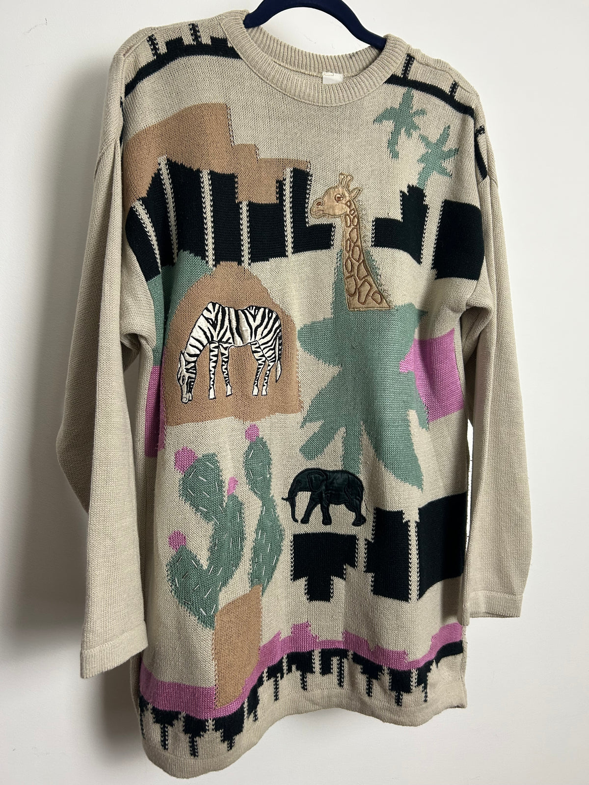 Vintage 1980s Up To Size 16 Beige Green Pink & Black Animal Applique Novelty Jumper