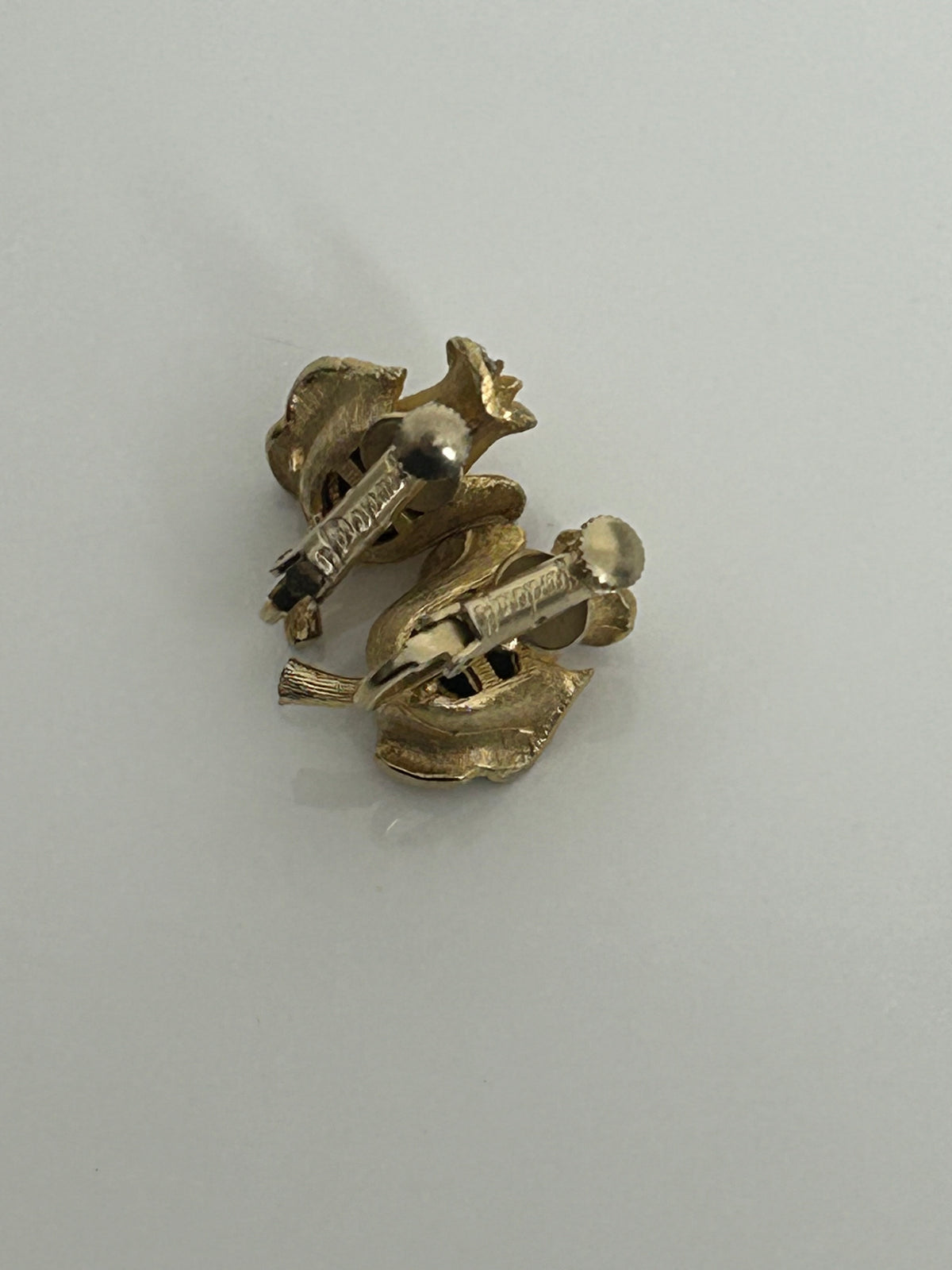 Vintage 1960s JEWELCRAFT Gold Tone Rose Bud Diamante Set Clip On Earrings