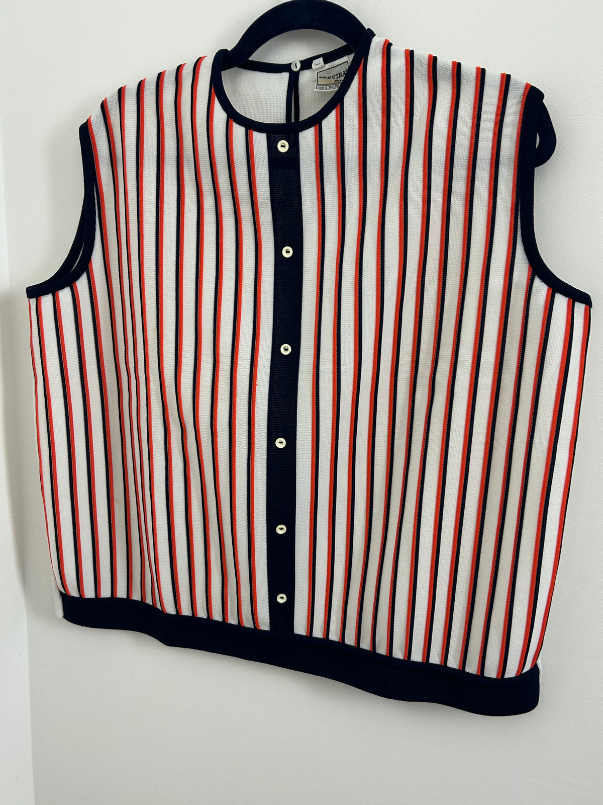 Vintage 1960s Size 16-18 White Red & Navy Blue Textured Stripe Sleeveless Mod Top