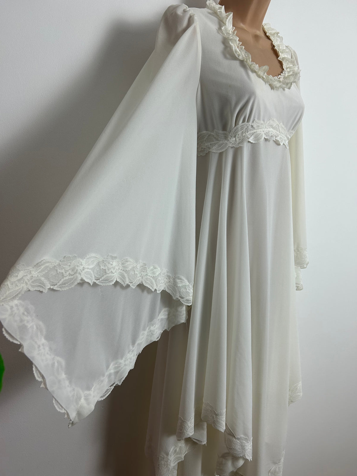 Vintage 1970s MARMENTS OF CARDIFF Size 6 White Lace Trim Ethereal Layered Trumpet Sleeve Boho Maxi Dress