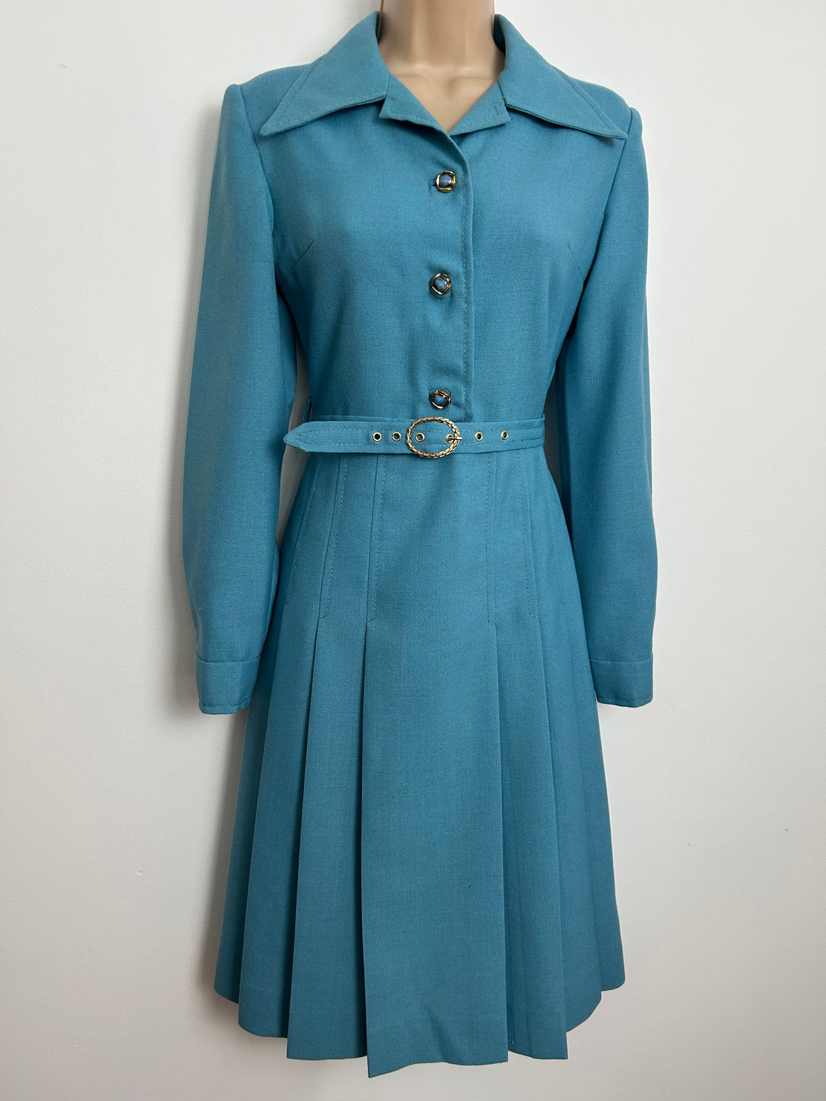 Vintage 1970s Size 8 Dusky Turquoise Wool Blend Dagger Collar Belted Pleated Mod Day Dress