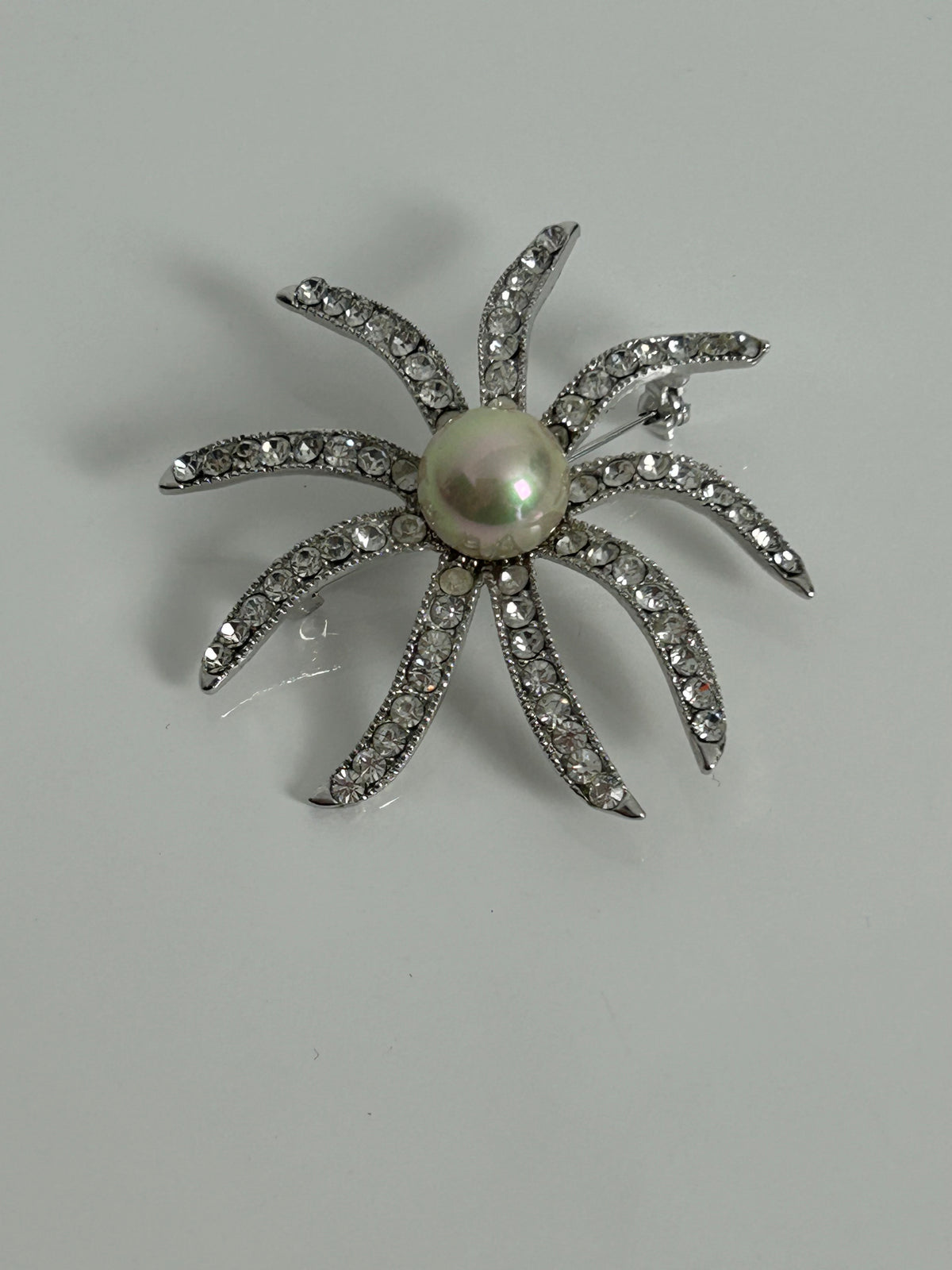 Vintage Early 1960s Silver Tone Paste Diamante Set Stylised Starburst Floral Cocktail Brooch
