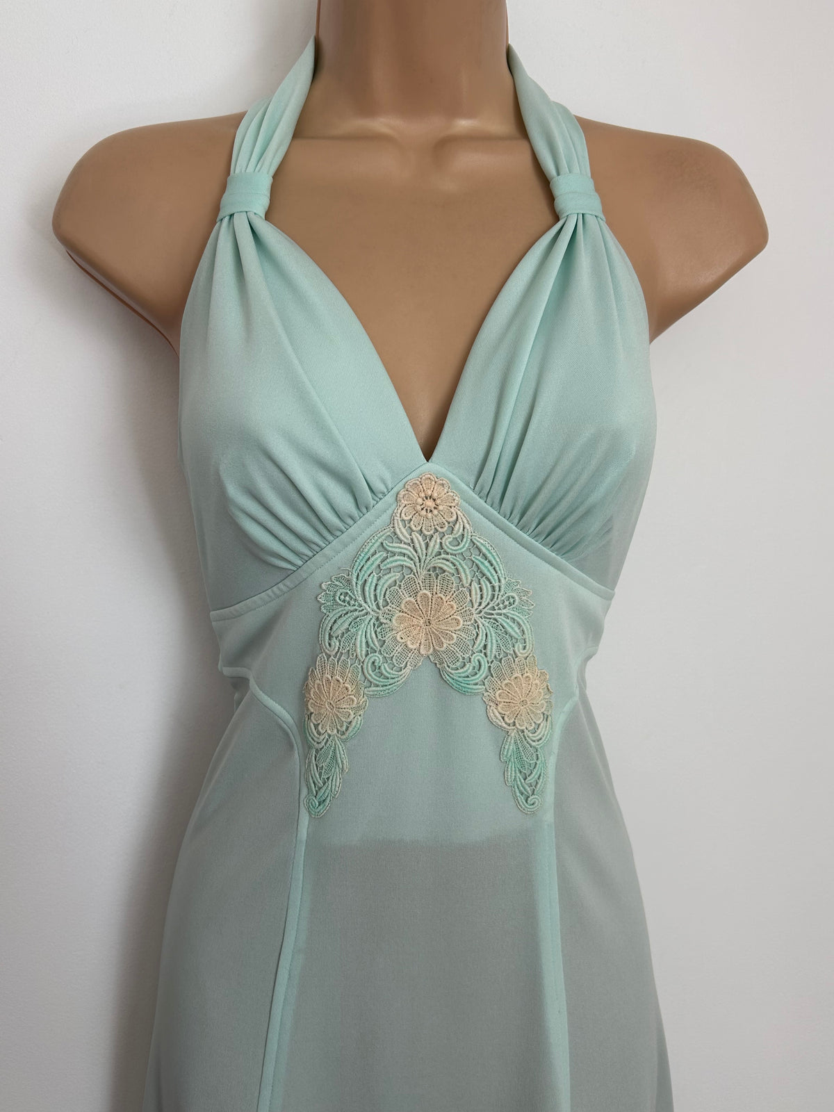 Vintage 1970s Size 6-8 Pale Mint Green Racer Back Lace Applique Detail Summer Maxi Dress