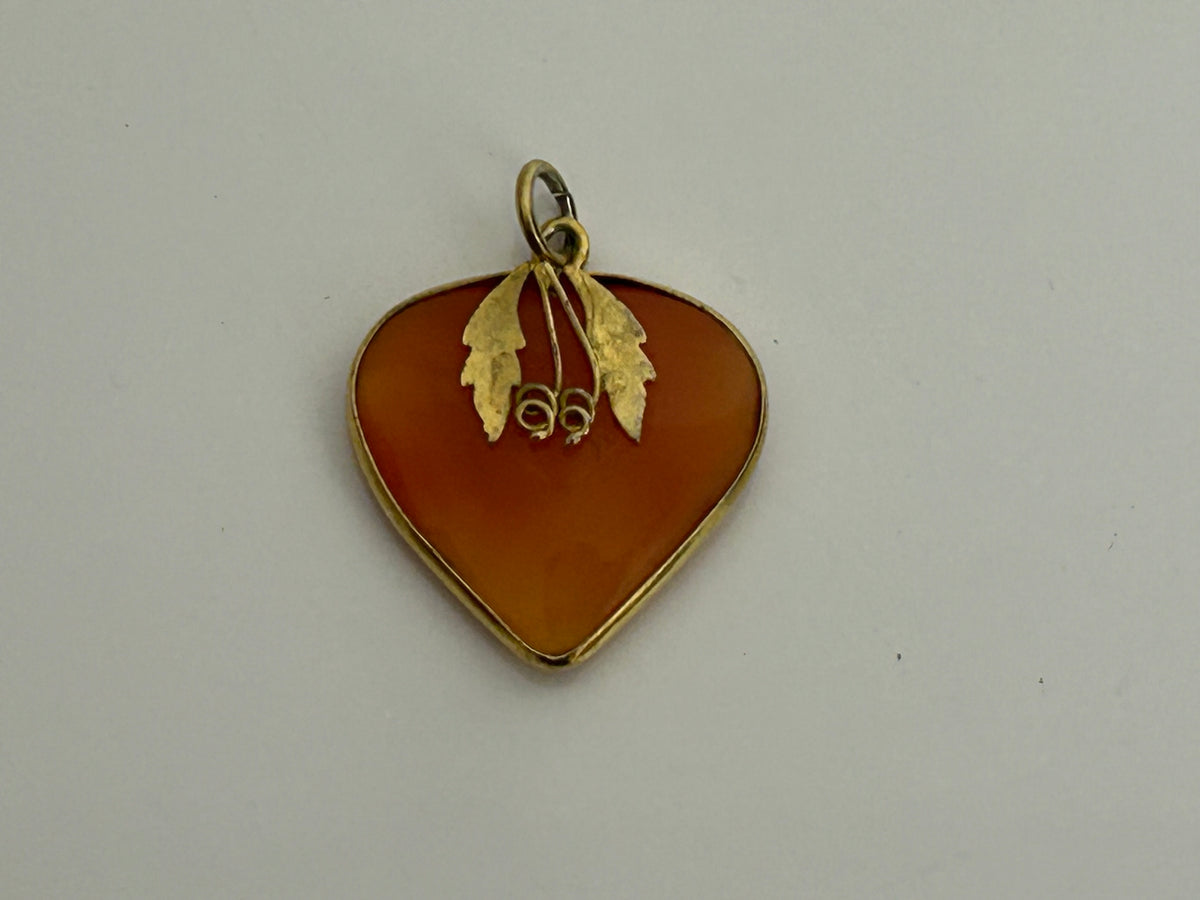Vintage 1970s Gorgeous Amber Heart Shaped Gold Gilt Pendant