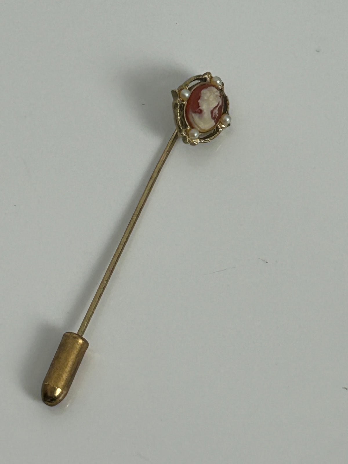 Vintage Circa 1960s Simulated Cameo Stick Pin With Faux Seed Pearls