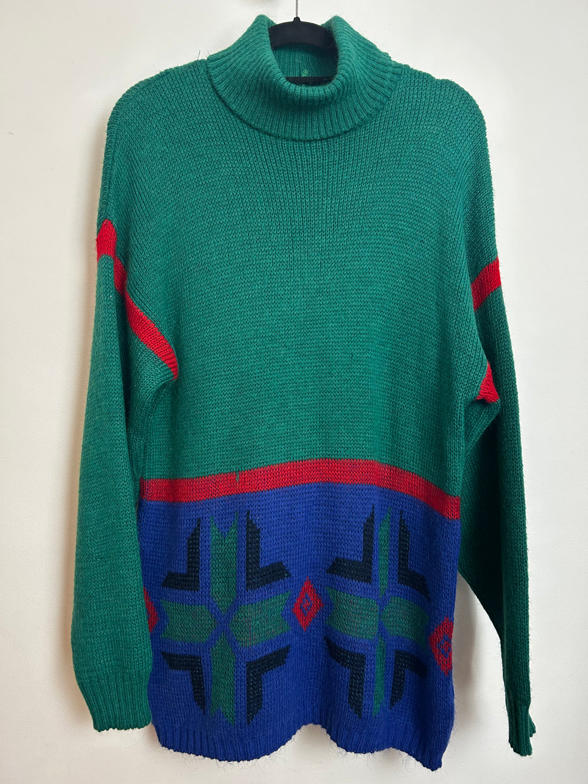 Vintage 1980s GENTI Up To Size 12/14 Slouchy Green Red & Blue Abstract Pattern Turtle Neck Long Jumper