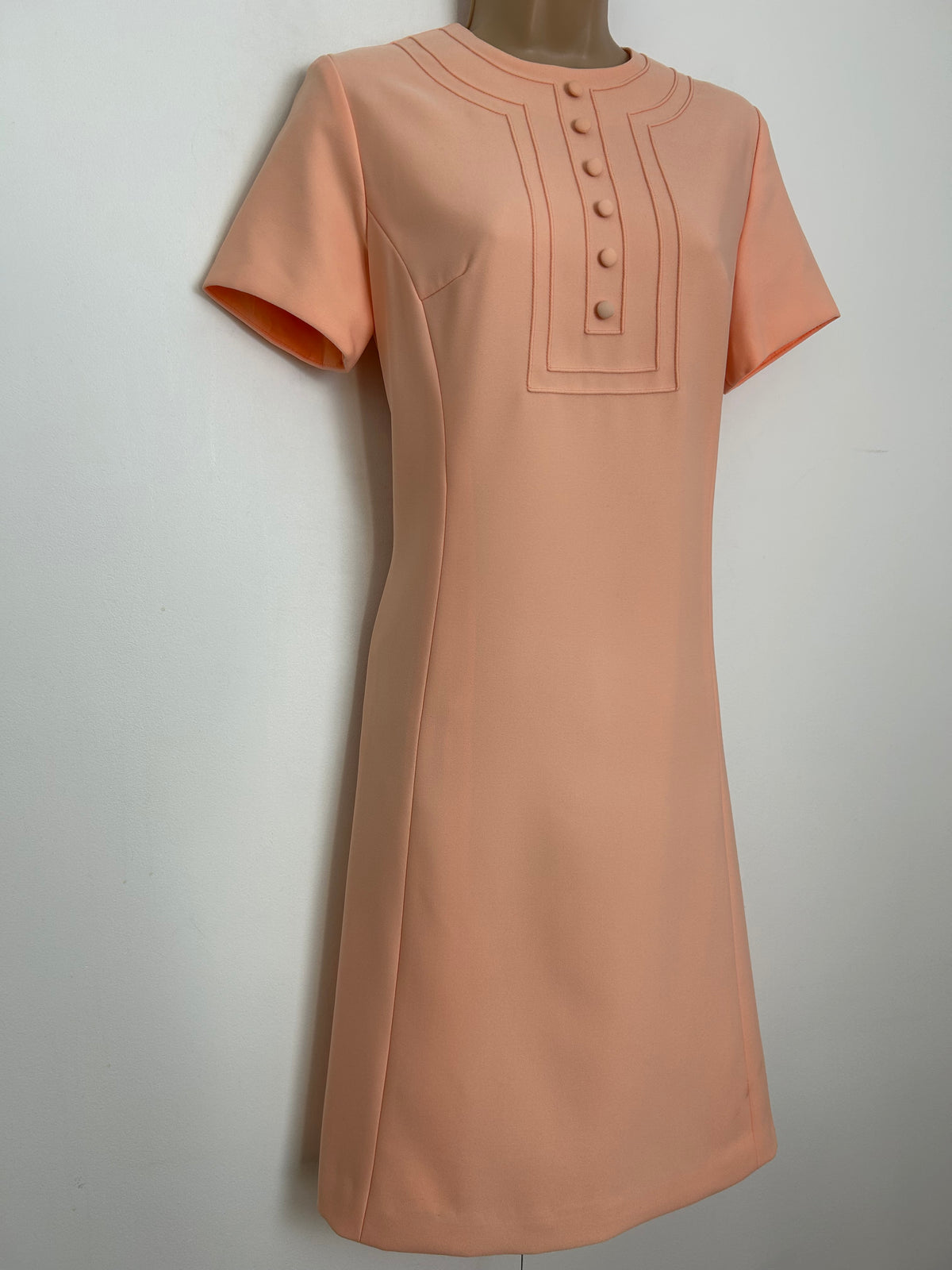 Vintage 1960s PEGGY FRENCH COUTURE Size 10 Peach Pintuck Pleat Detail Mod Dress & Matching Jacket