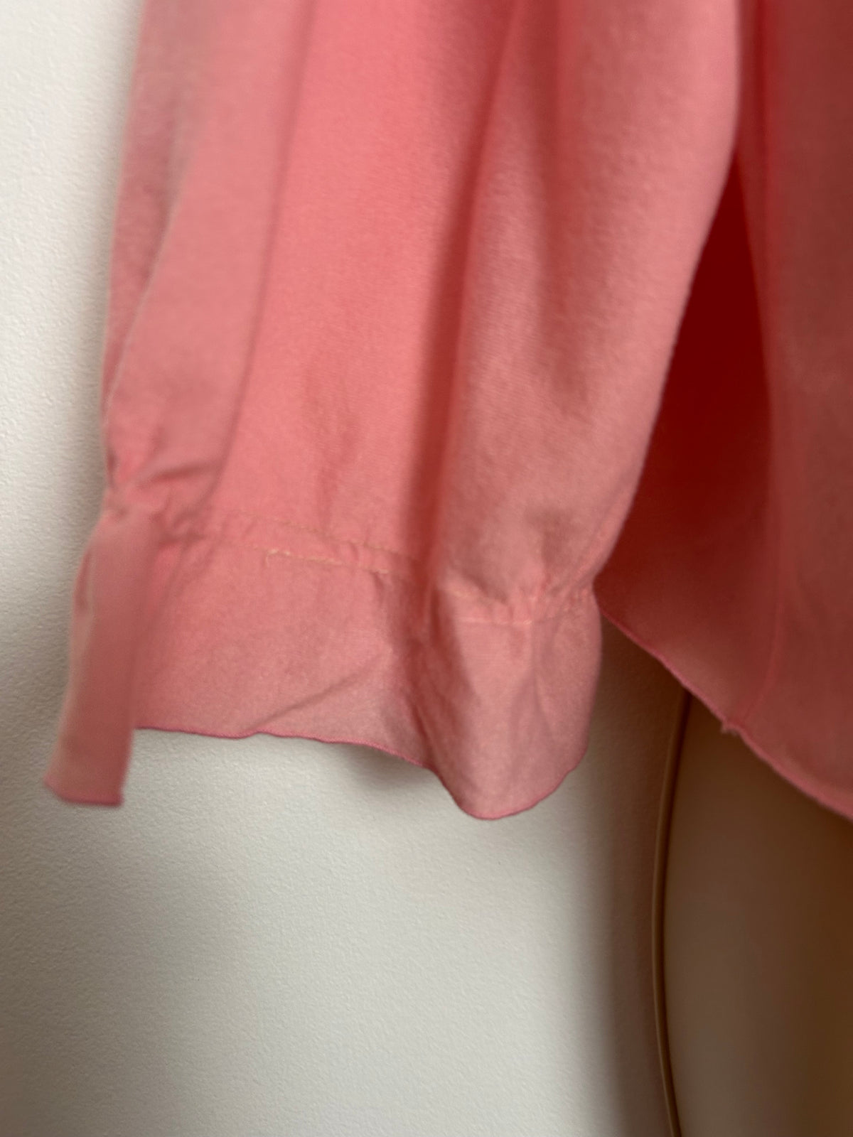 Vintage 1960s Size 10 Baby Pink & White Lace Trim Bri-Nylon Bed Jacket With White Tie