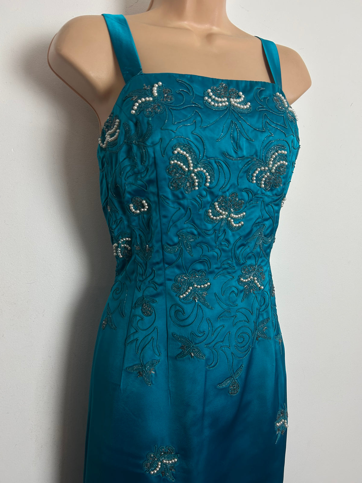 Vintage 1950s RICCI MICHAELS Size 10 Dark Turquoise Embroidered & Peal Bead Embellished Occasion Dress
