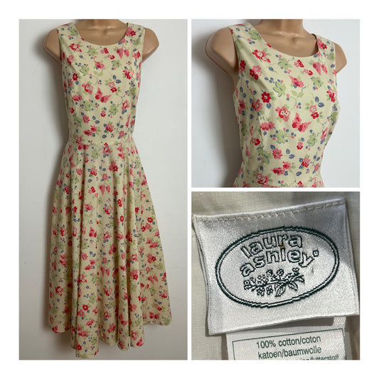 Vintage Late 1980s/Early 1990s LAURA ASHLEY Size 12-14 (16 On Label) Cream Red & Pink Floral Print Summer Midi Dress