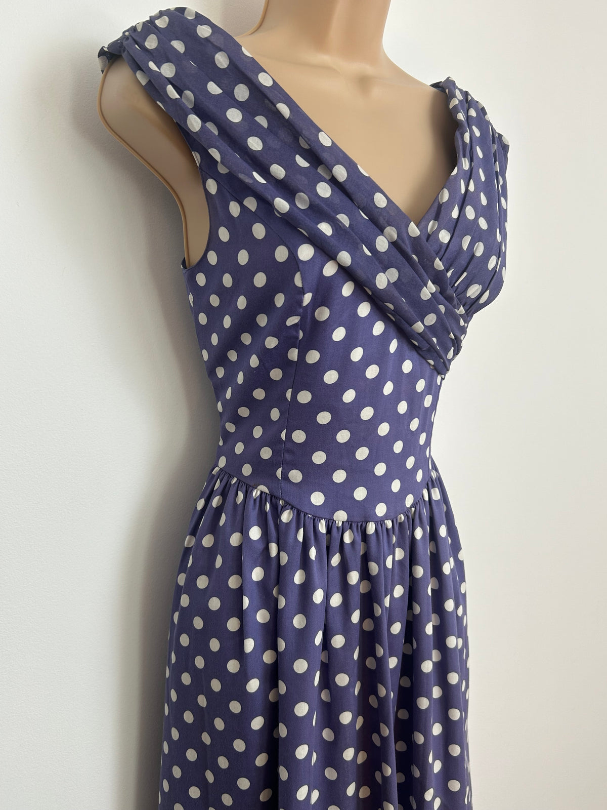 Vintage 1980s LAURA ASHLEY Size 8 (Size 12 On Label) Blue & White Polka Dot Midi Summer Dress