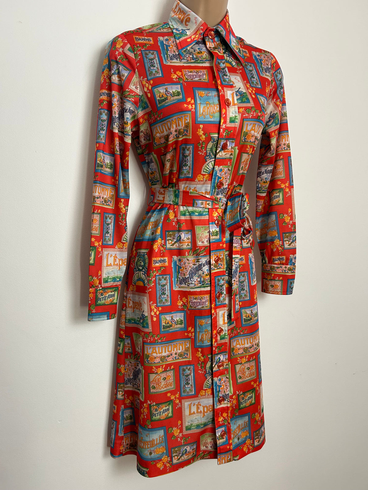 Vintage 1970s SHIRTMAKER Size 10 Red French Postcard Novelty Print Belted Shirt Dress