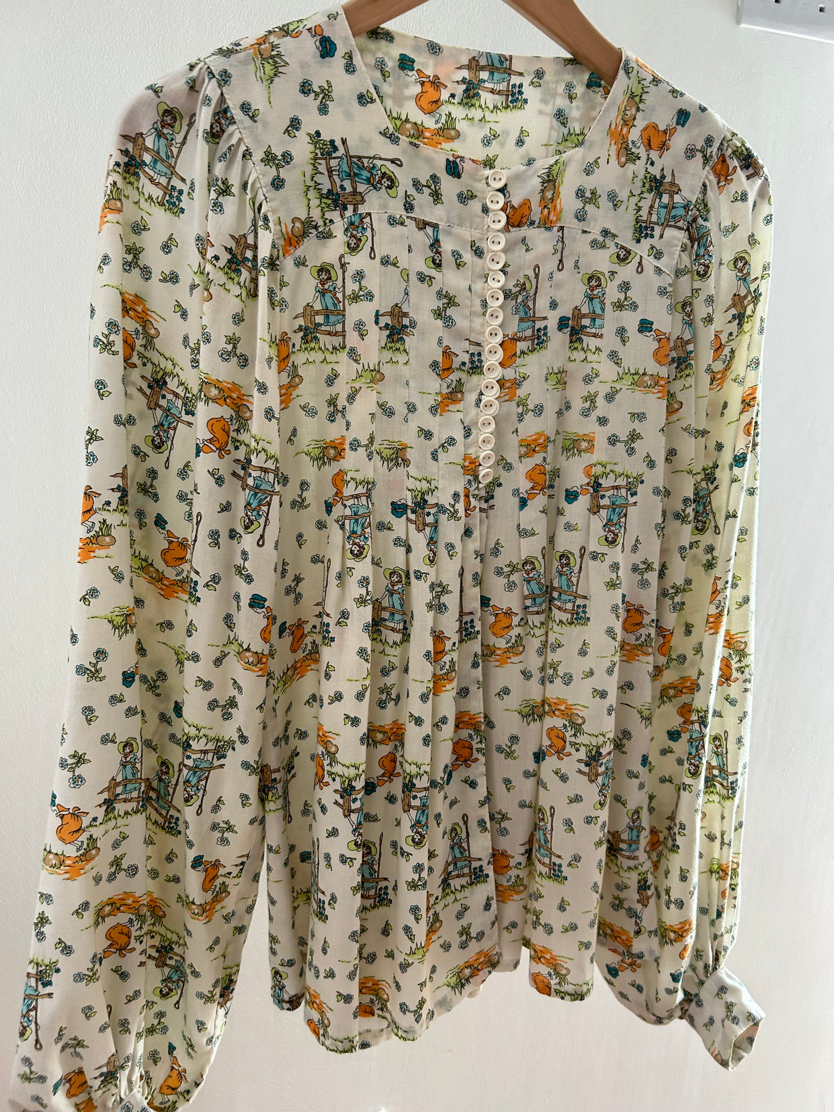 Vintage 1970s ALAN GILBEY UK Size 6-8 Cream Novelty Print Long Sleeve Pleated Smock Style Top