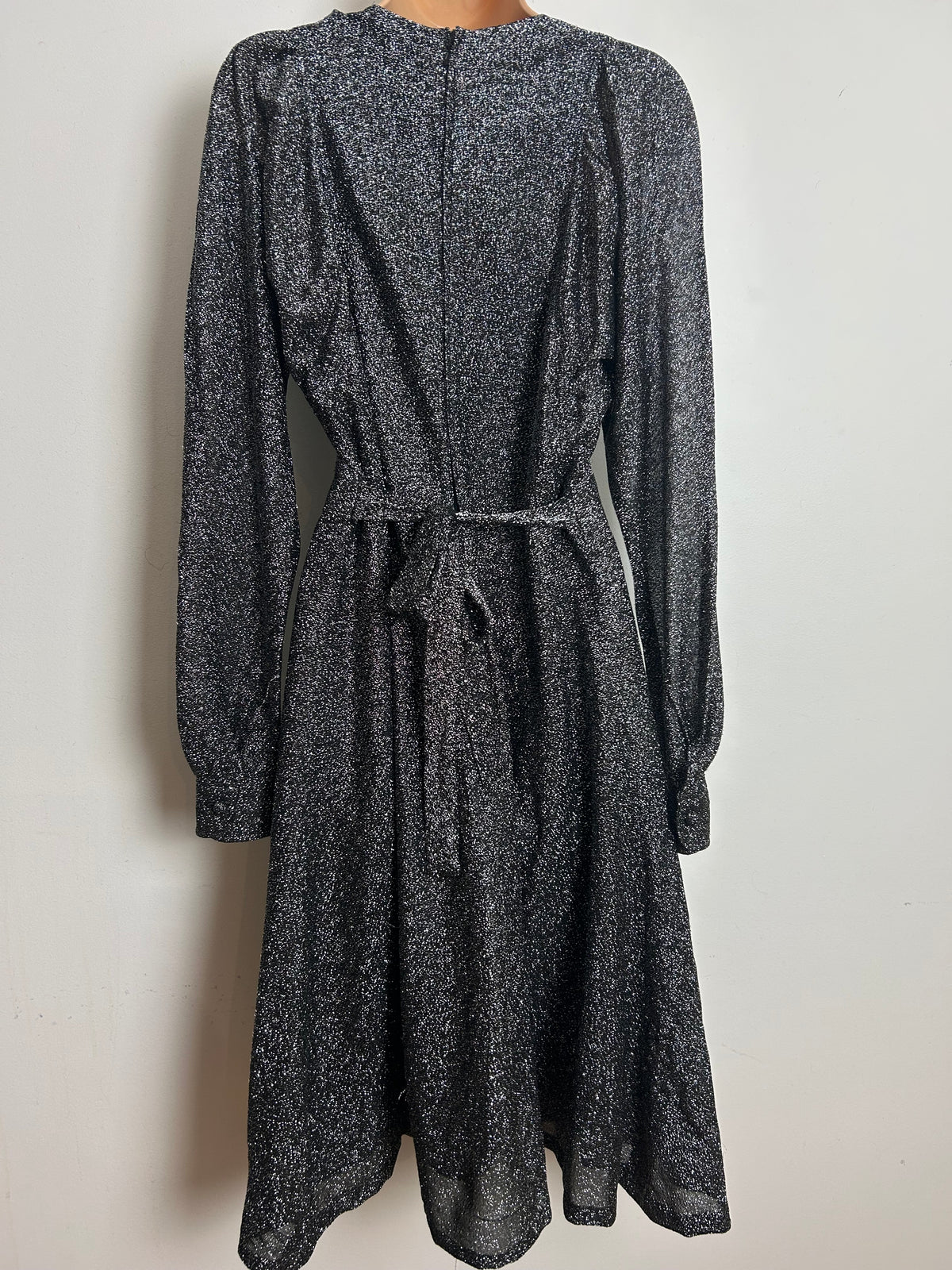 Vintage 1970s Size 8-10 Black & Silver Lurex Cowl Neck Long Sleeve Tie Back Xmas Party Dress