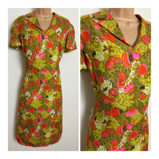 Vintage 1960s Size 14-16 Green Orange & Pink Tones Floral Print Mod Shift Dress