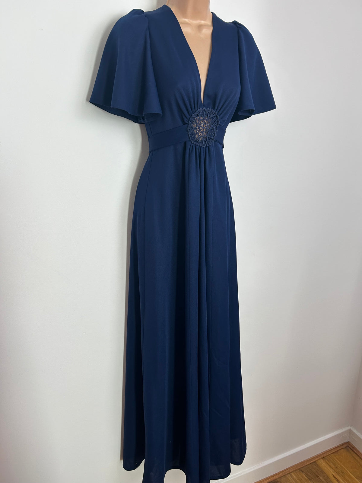 Vintage 1970s Size 8 Navy Blue Open Back Tie Back Flutter Sleeve Boho Maxi Dress