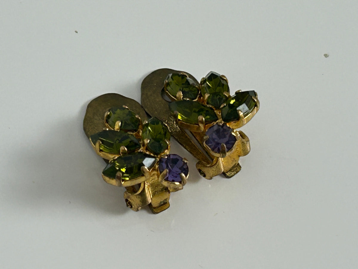 Vintage 1960s Pretty Gold Tone Green & Purple Set Leaf Style Clip On Earrings