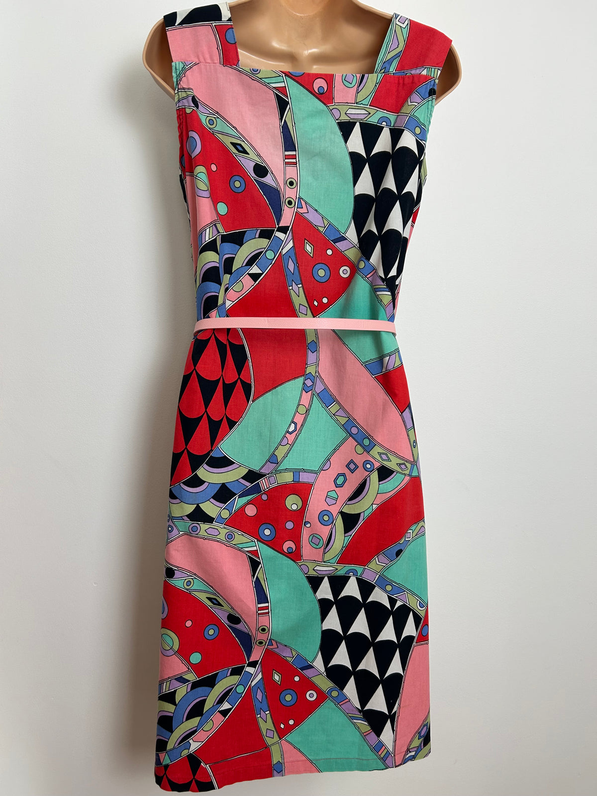 Vintage Early 1980s Size 14 Red Black Pink & Mint Green Abstract Print Cotton Belted Day Dress