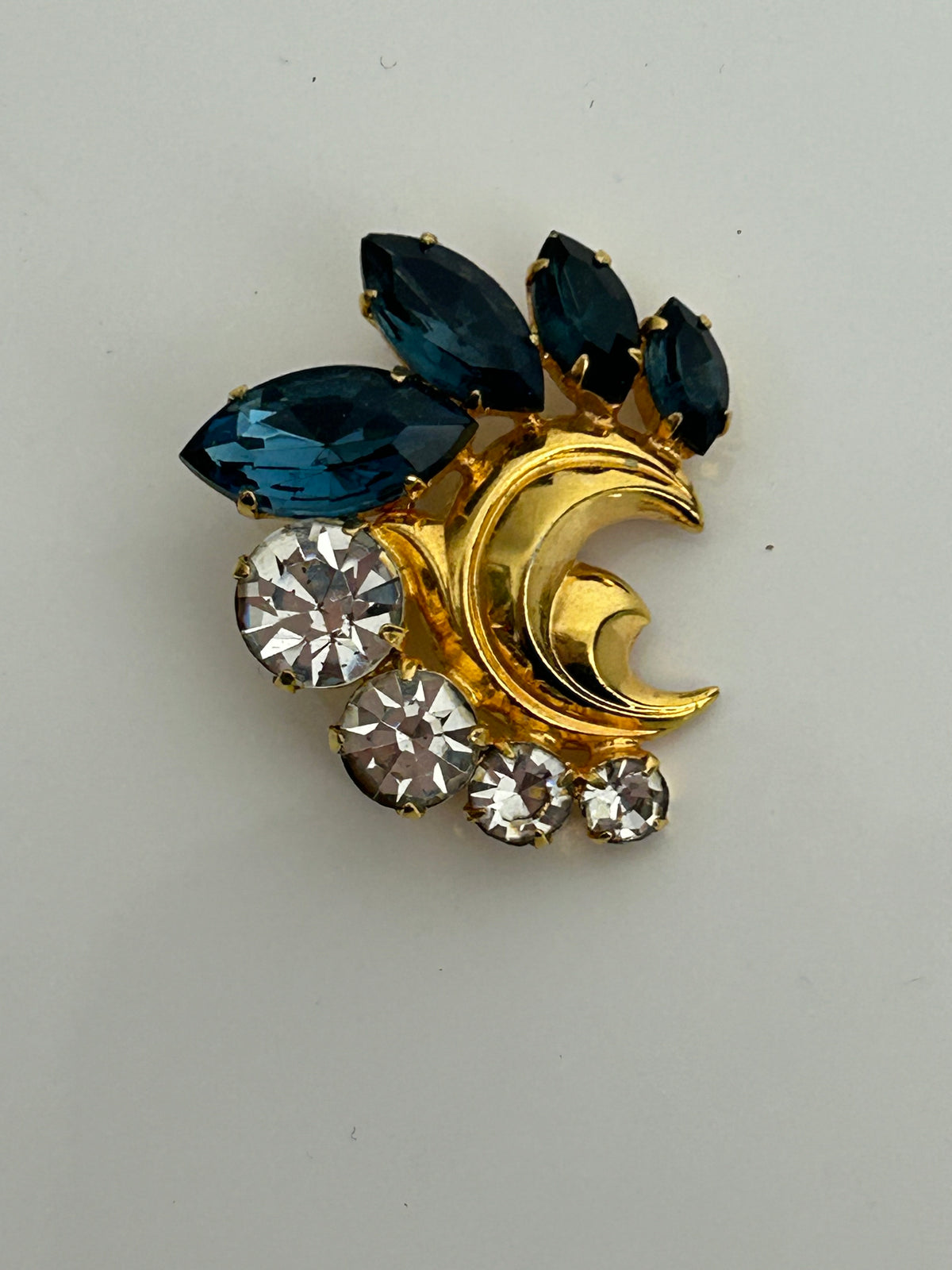 Vintage Late 1960s Gold Tone Blue & Clear Stone Set Stylised Pin Brooch
