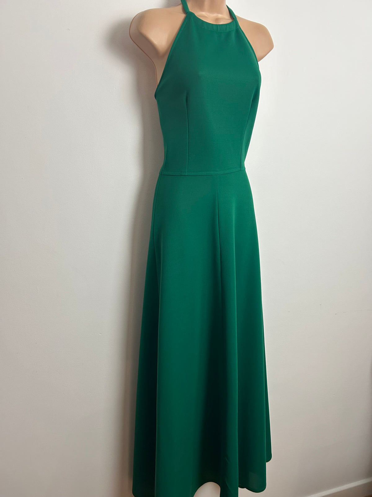 Vintage 1970s Size 6 Mid Green Halterneck Open Back Maxi Dress Size 6