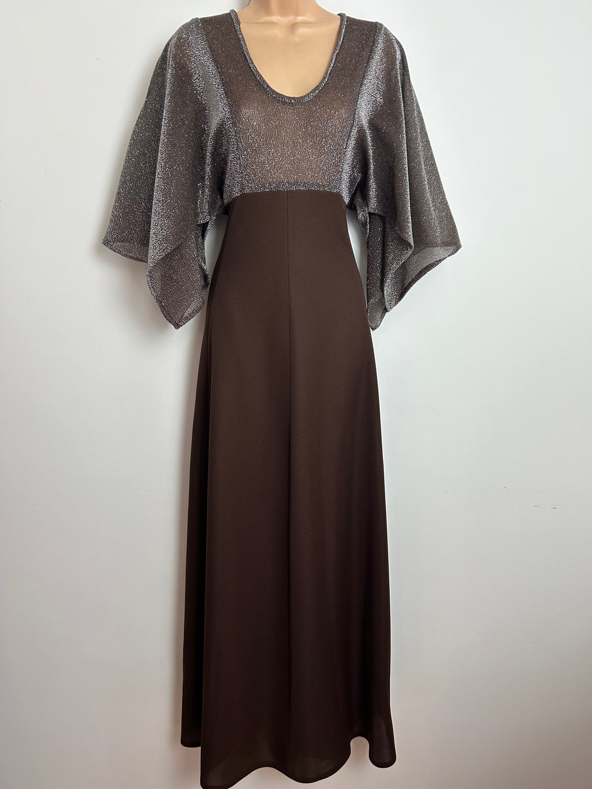Vintage 1970s Size 10 Brown & Silver Lurex Cape Sleeve Boho Occasion Evening Maxi Dress