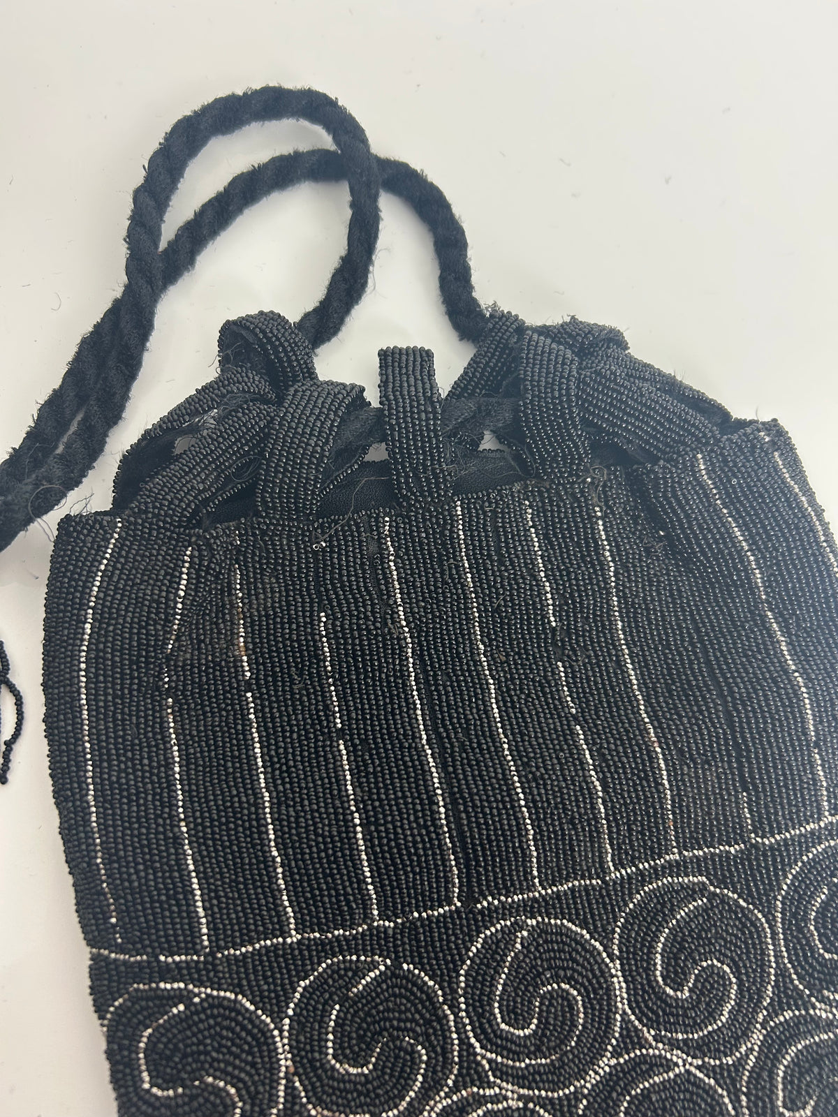 Vintage Circa 1920s Black & Silver Micro Beaded Swirl Pattern Pouch Style Flapper Bag
